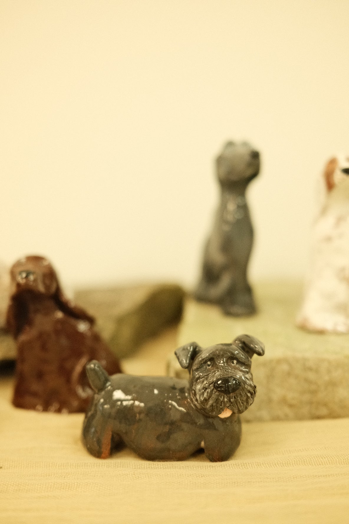 Dogs of Ireland - Figurine